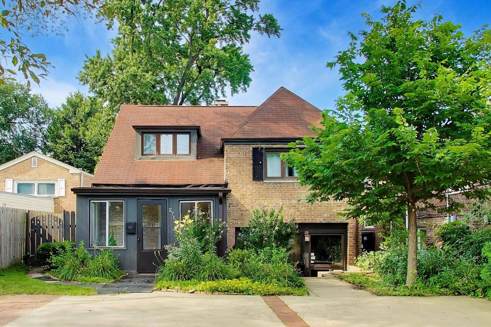 2711 Elgin RD, Evanston, IL 60201