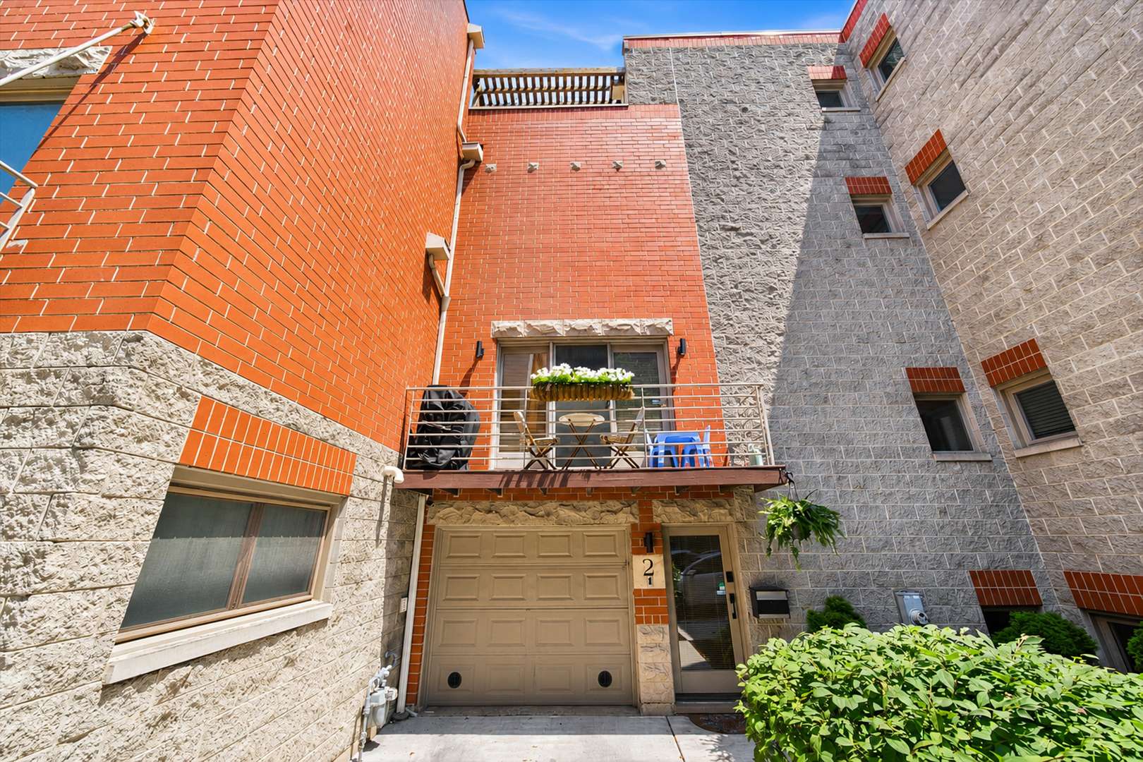 860 N Elston AVE #2, Chicago, IL 60642