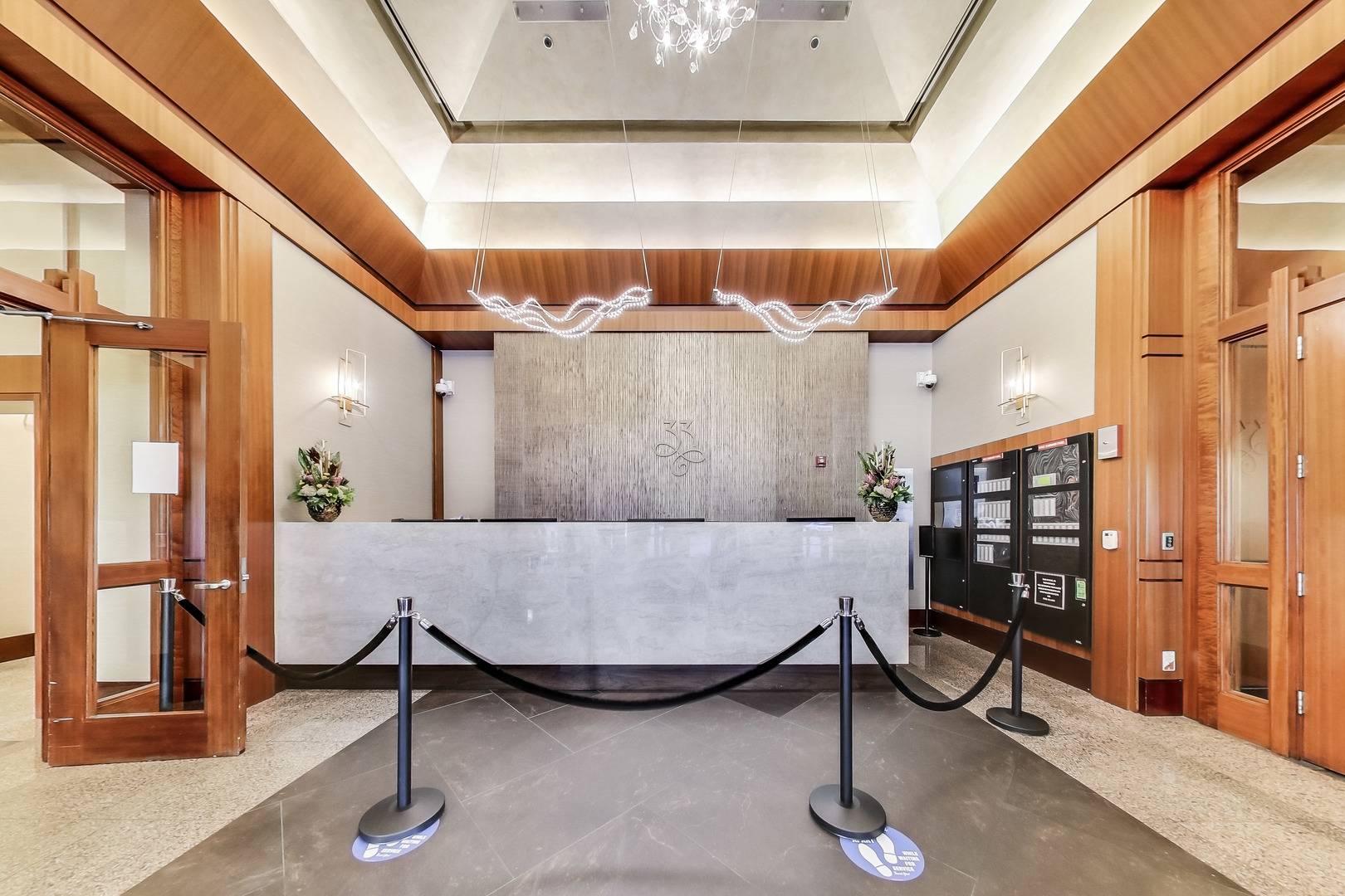 33 W Ontario ST #56F, Chicago, IL 60654