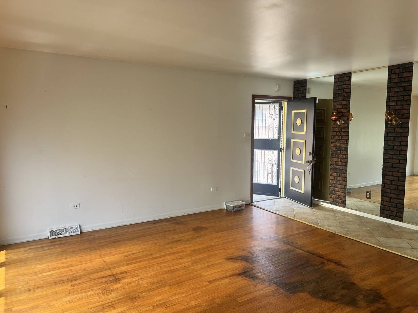 1120 W 107th PL, Chicago, IL 60643