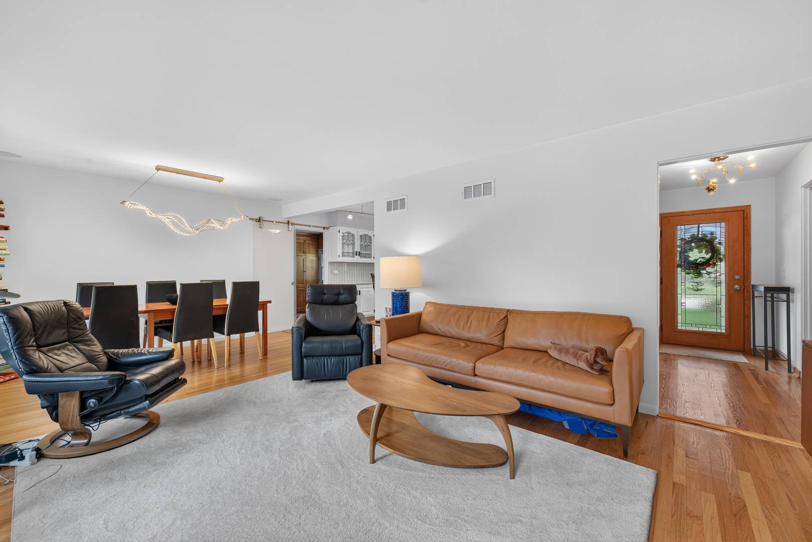 220 E Hillside RD, Naperville, IL 60540