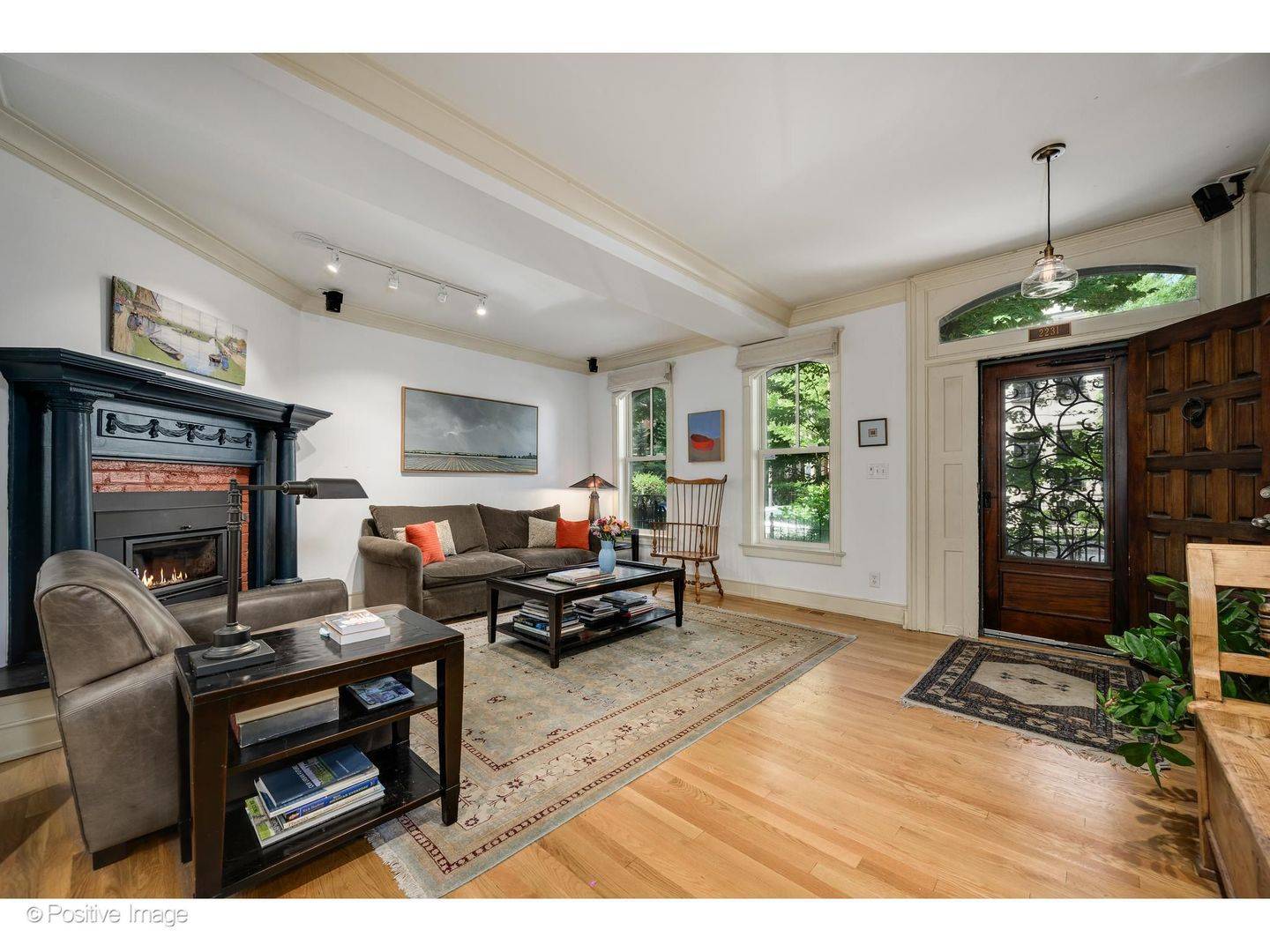 2231 N Magnolia AVE, Chicago, IL 60614