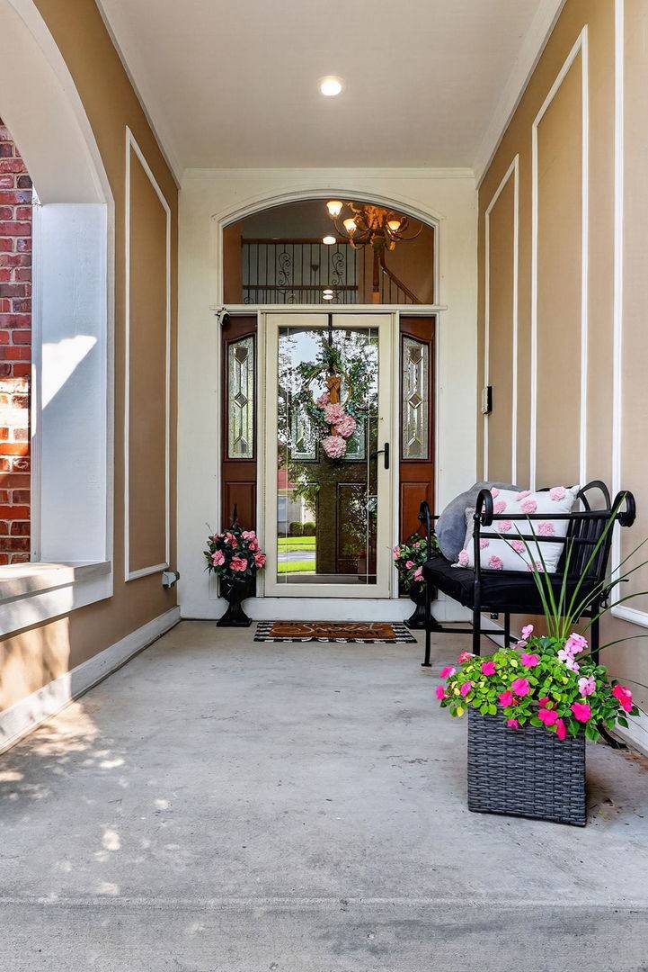 2439 Fawn Lake CIR, Naperville, IL 60564