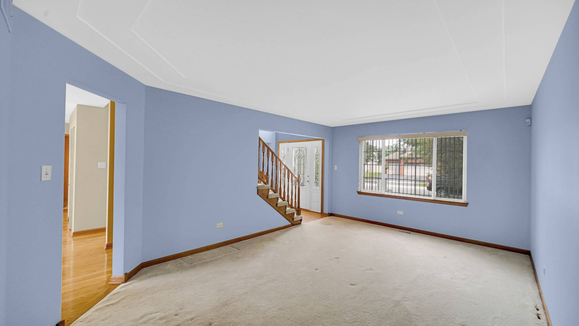 18122 Charlotte DR, Lansing, IL 60438