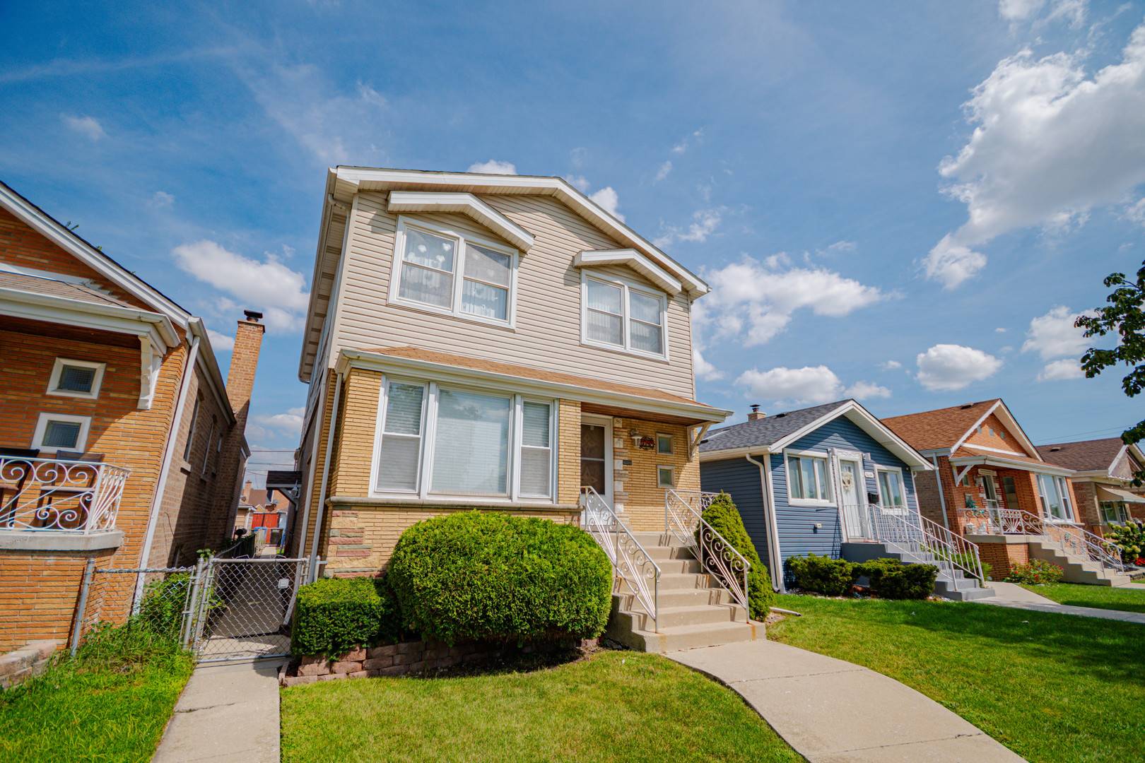 3648 W 69th ST, Chicago, IL 60629