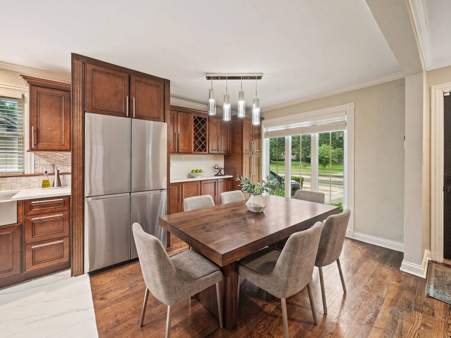 1508 Potter RD, Park Ridge, IL 60068