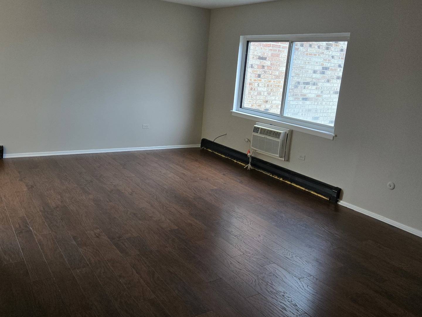 8655 1/2 W Foster AVE #3B, Chicago, IL 60656