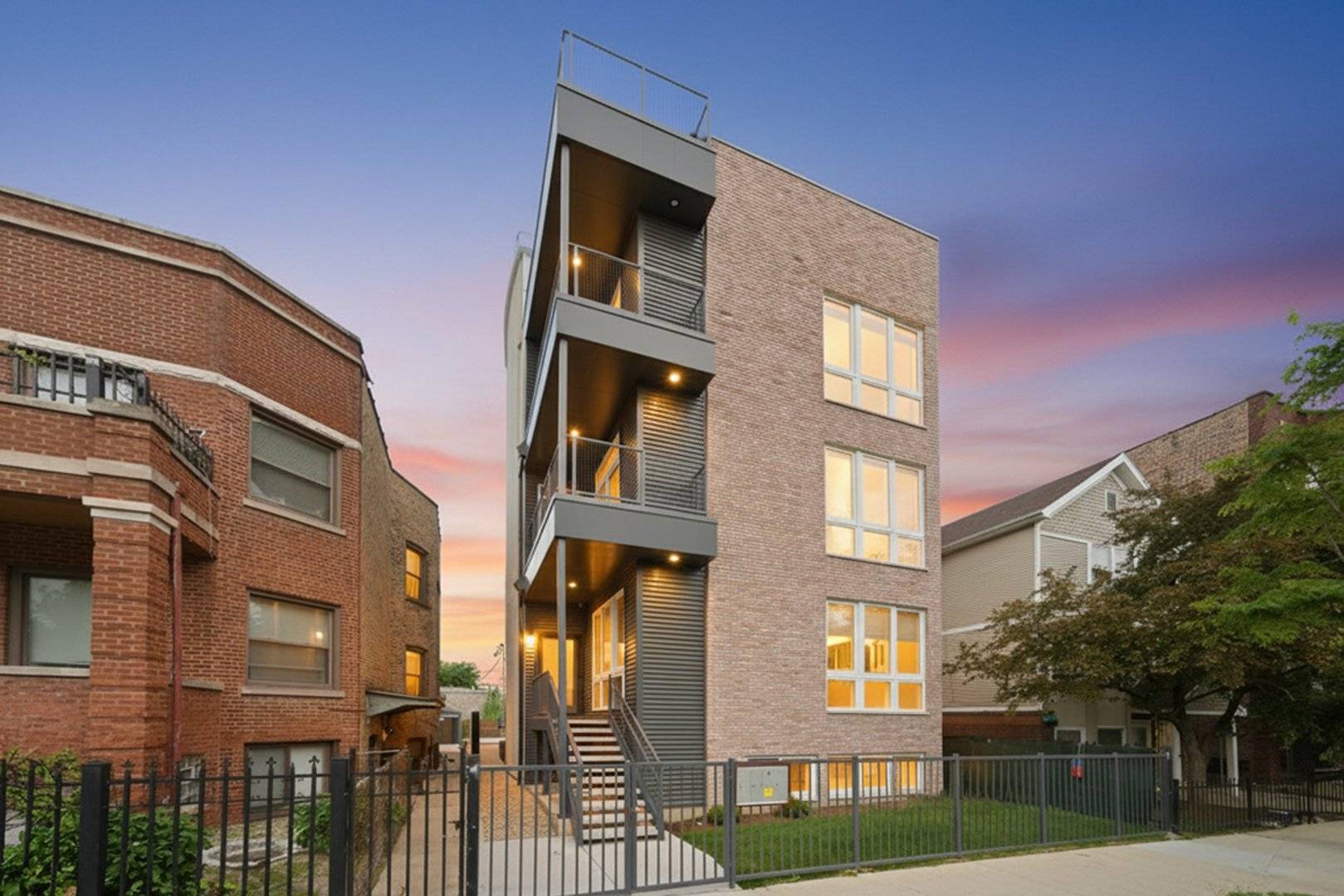 1244 N Kedzie AVE #1, Chicago, IL 60651