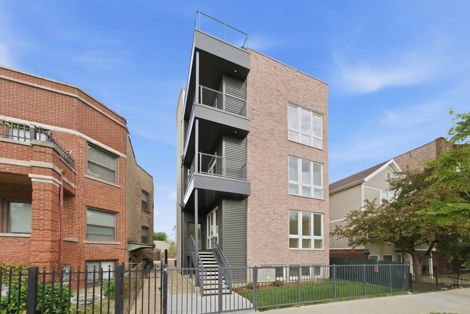 1244 N Kedzie AVE #1, Chicago, IL 60651