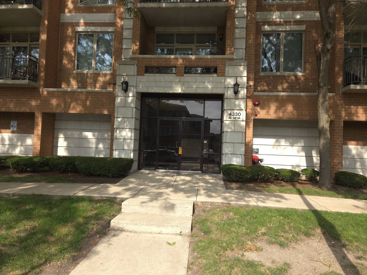 4330 N Neva AVE #305, Norridge, IL 60706