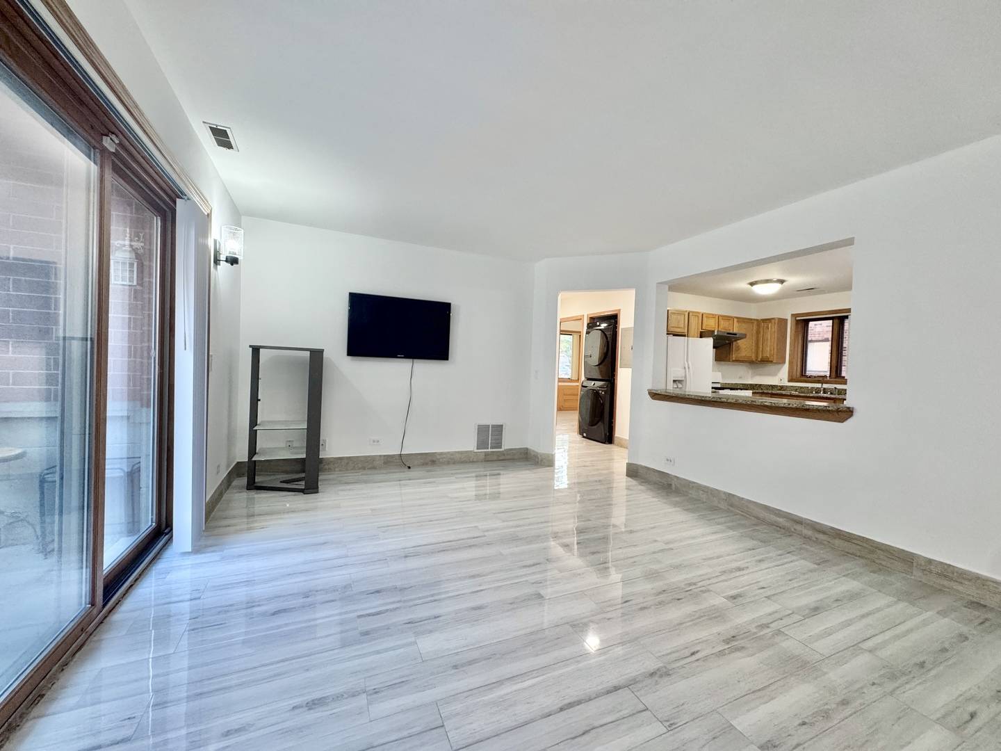 5965 N NORTHWEST HWY #101, Chicago, IL 60631