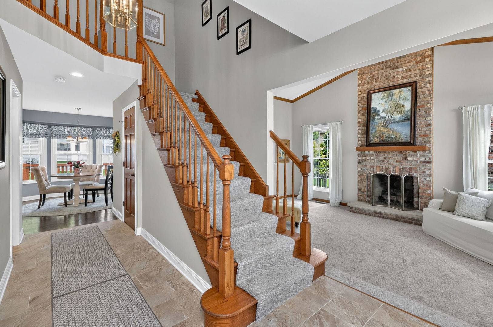 0N651 Alta LN, Winfield, IL 60190