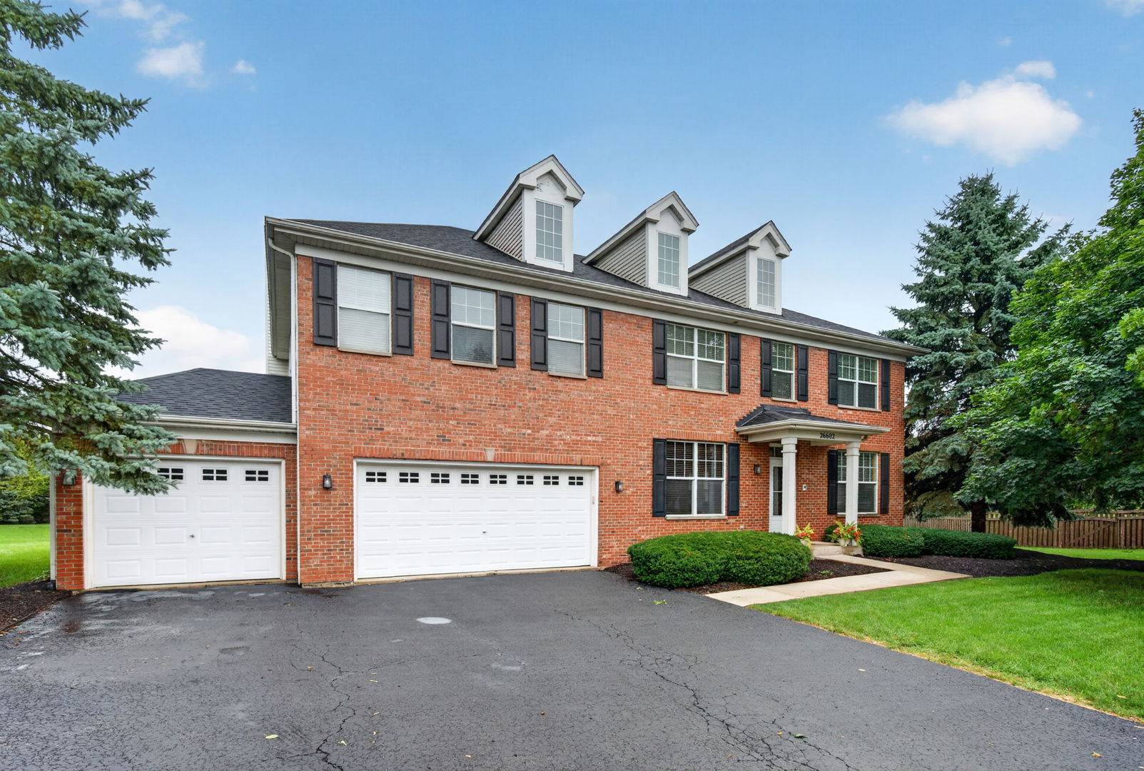 26602 Grande Poplar CT, Plainfield, IL 60585