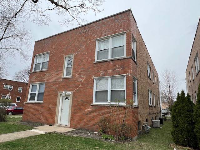 8300 Keating AVE #1S, Skokie, IL 60076