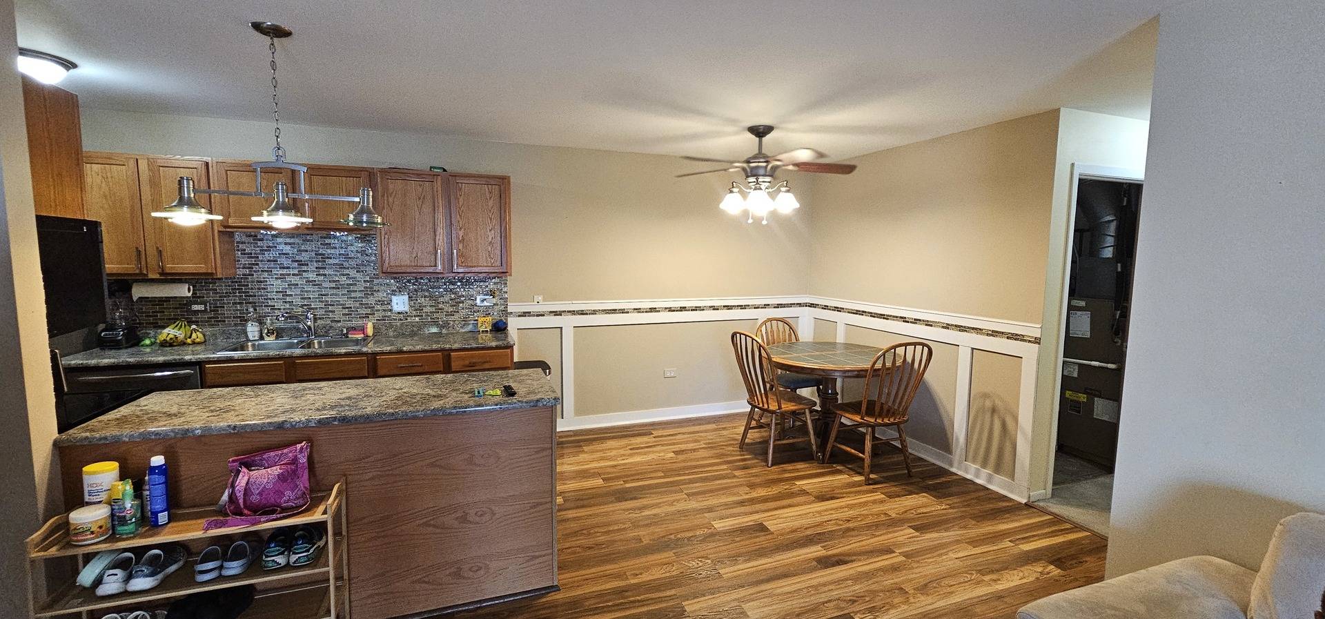 893 Golf Course RD #8, Crystal Lake, IL 60014