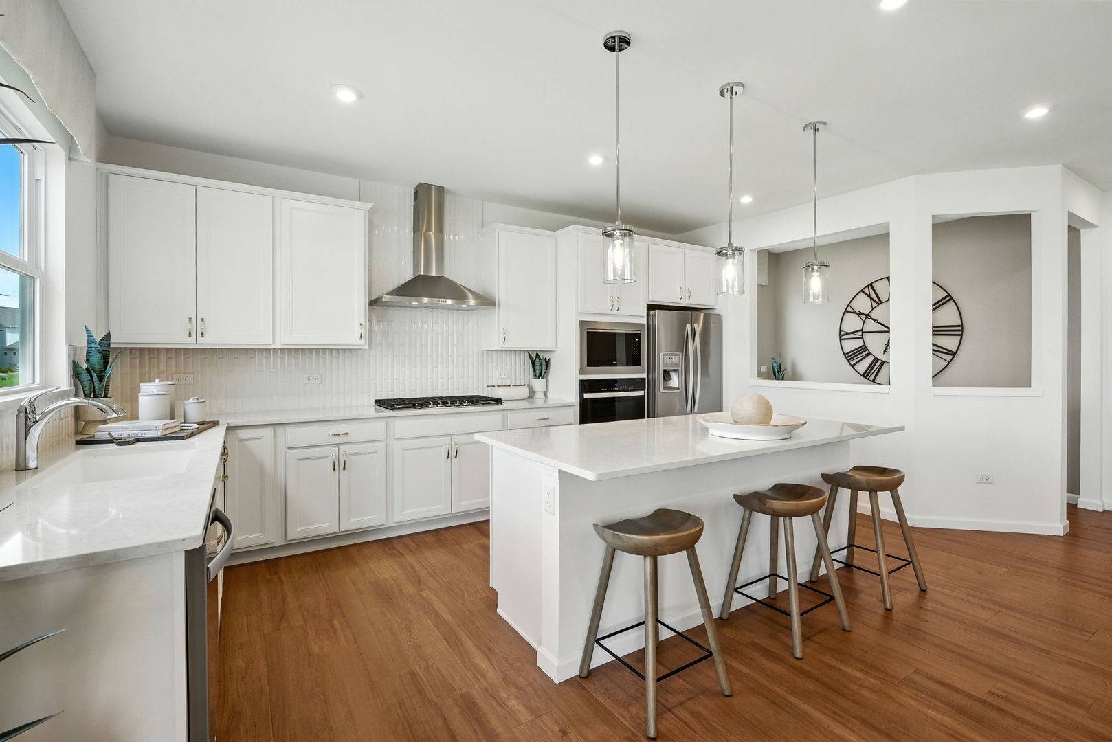 3169 Moorehead DR, Aurora, IL 60502