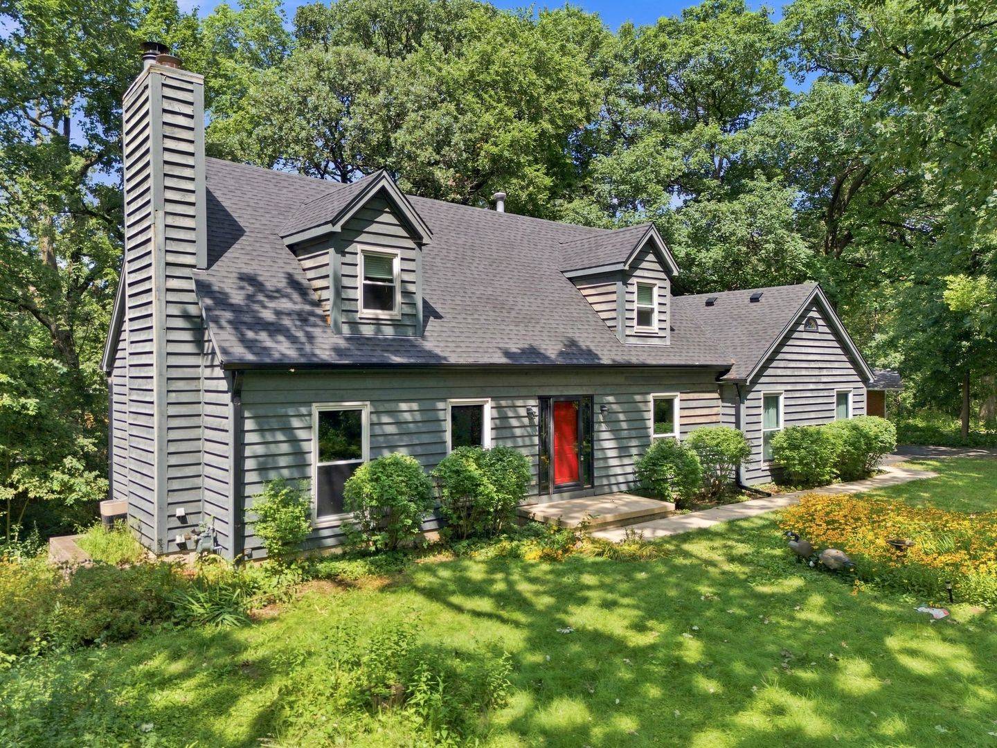 520 Glenwood TRL, Elgin, IL 60120