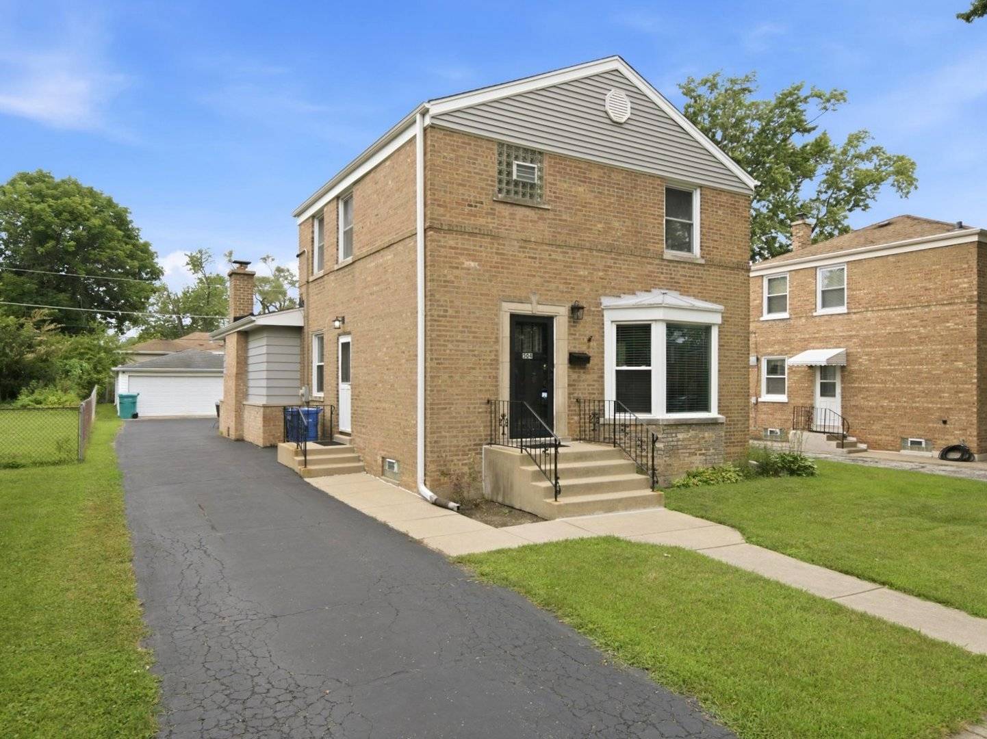 504 N Laverne AVE, Hillside, IL 60162