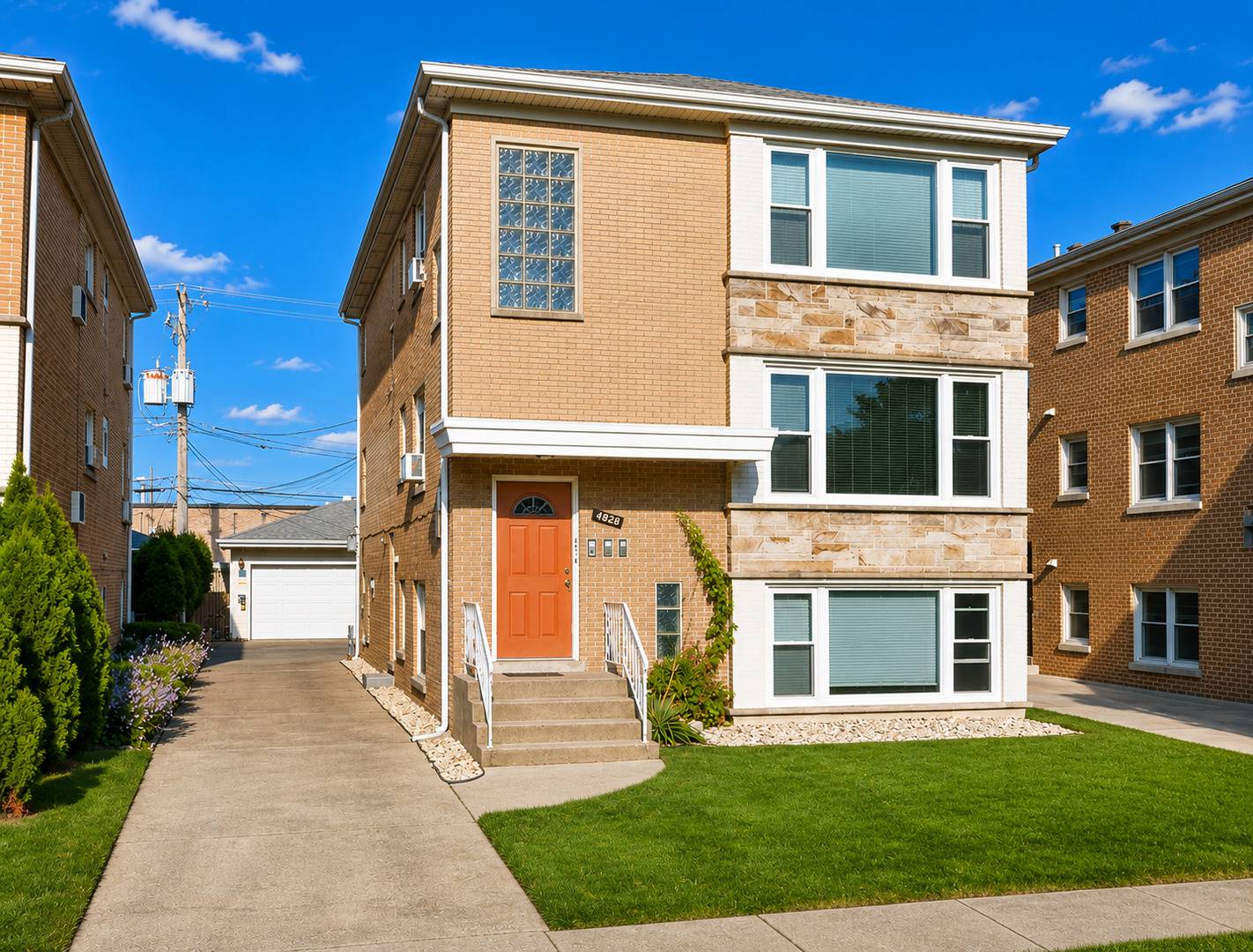 4628 N Sayre AVE, Harwood Heights, IL 60706