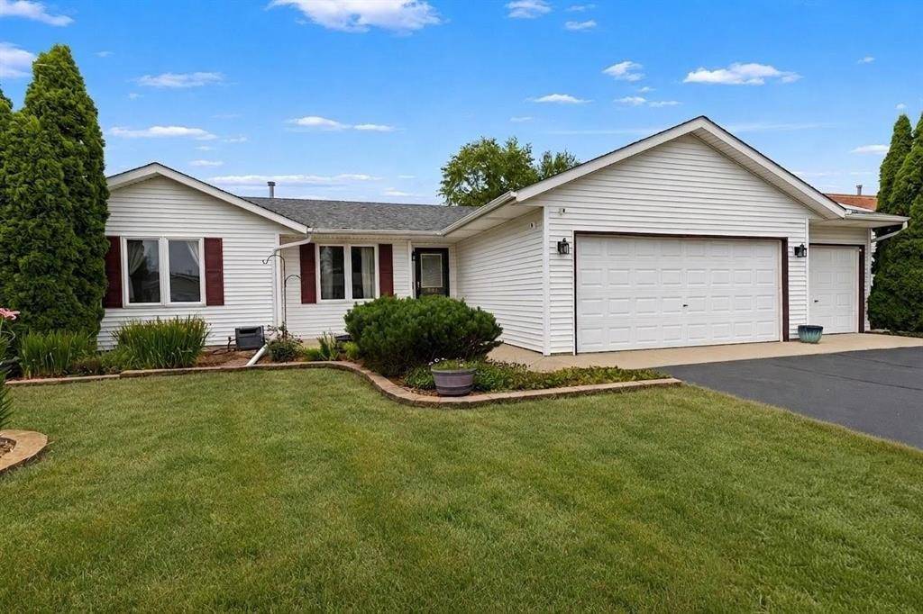 651 Purple Sage DR, Roscoe, IL 61073