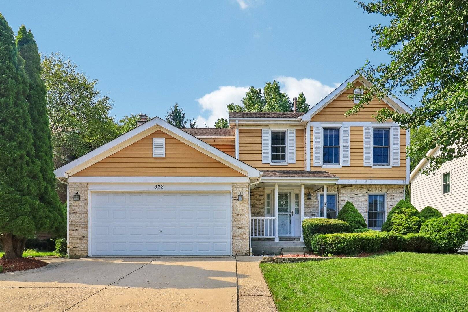 322 Chesapeake LN, Bloomingdale, IL 60108
