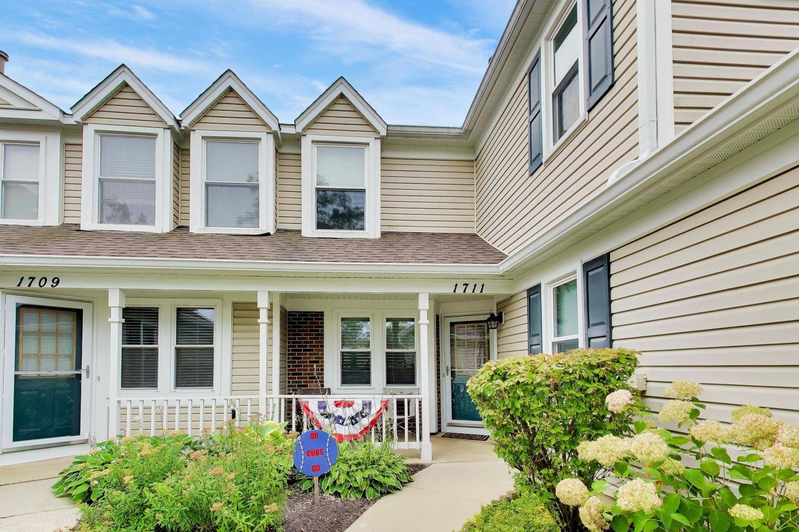 1711 Vermont DR, Elk Grove Village, IL 60007