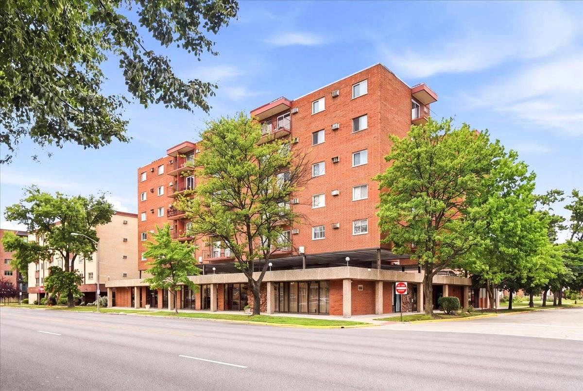 7830 W North AVE #511, Elmwood Park, IL 60707