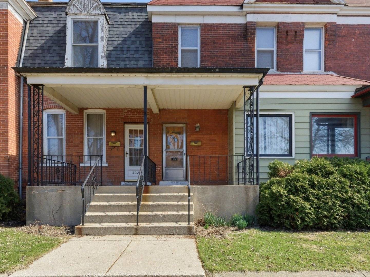11223 S Forrestville AVE, Chicago, IL 60628