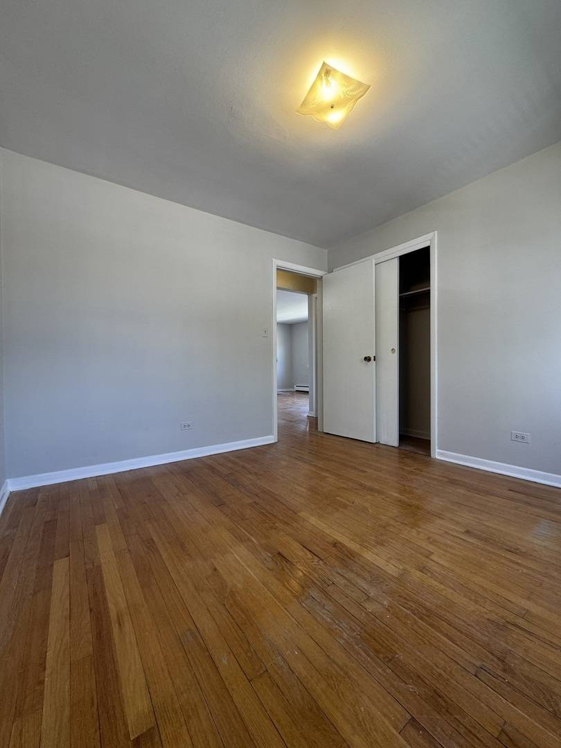 4752 N Olcott AVE #1A, Harwood Heights, IL 60706
