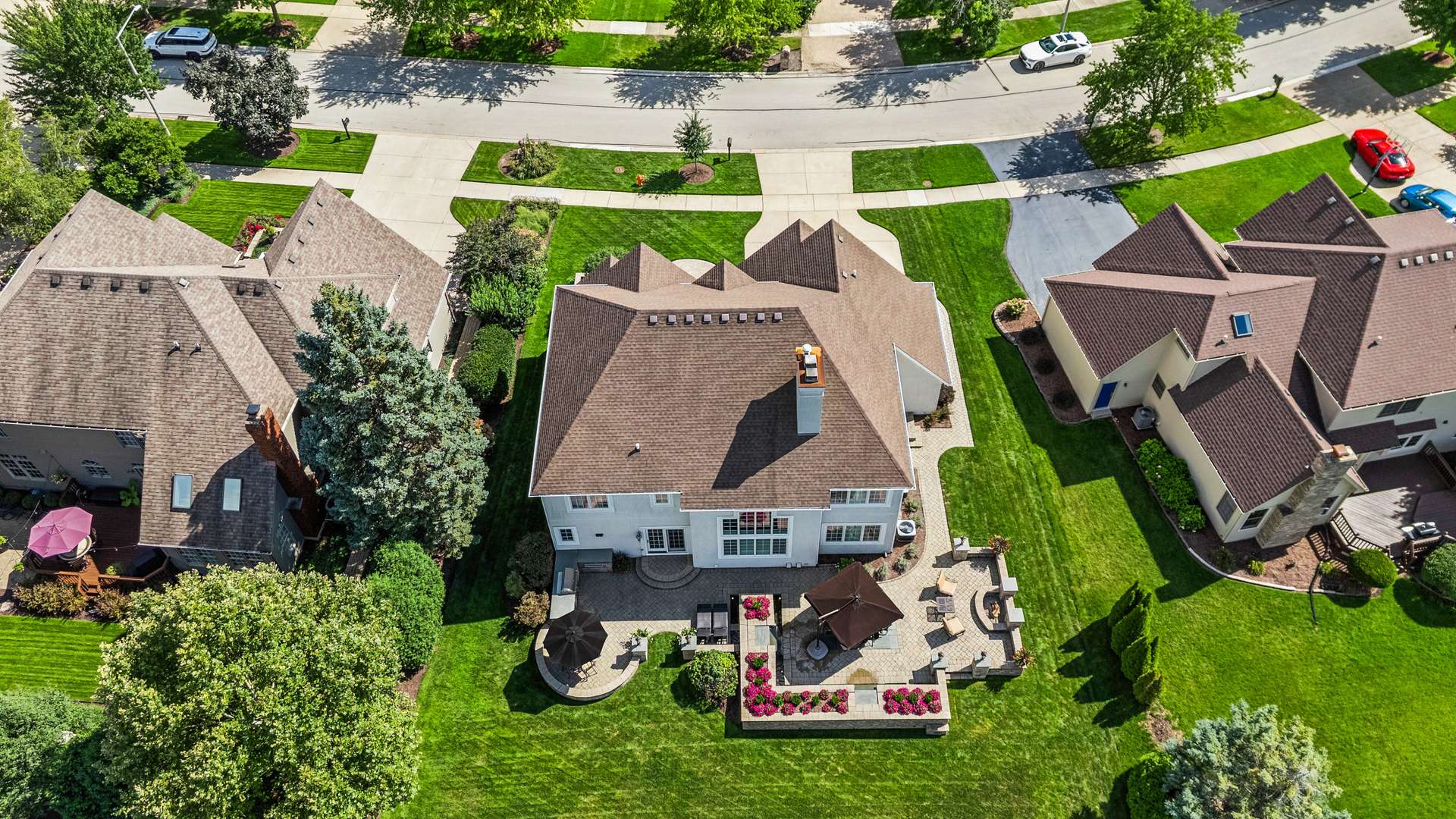 2267 Glouceston LN, Naperville, IL 60564