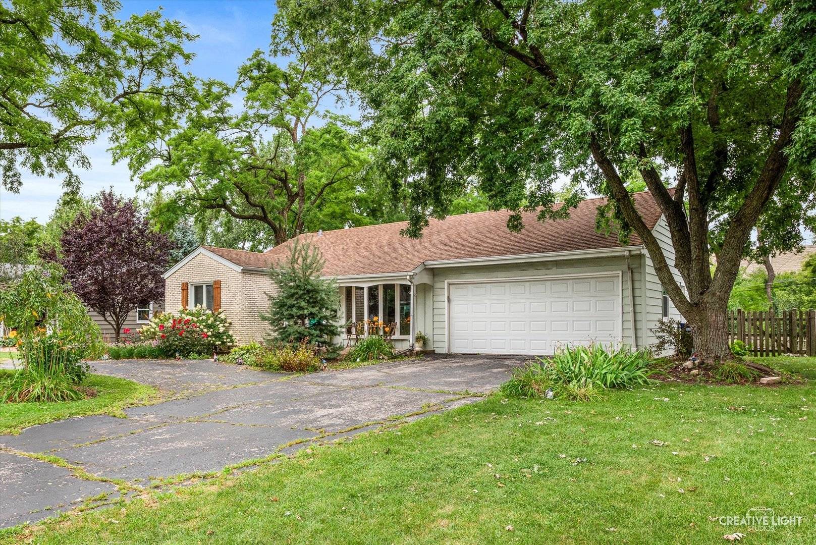 5804 Ridgewood DR, Western Springs, IL 60558