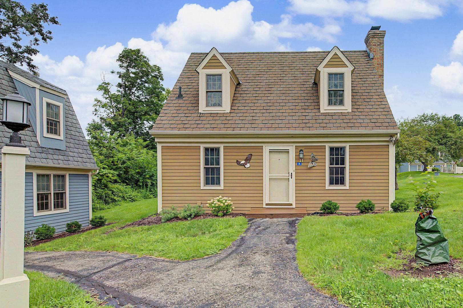 11 Settler LN, Galena, IL 61036