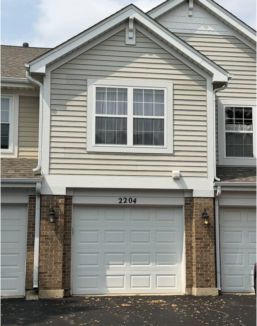 2204 SCOTT LN #2204, Aurora, IL 60502