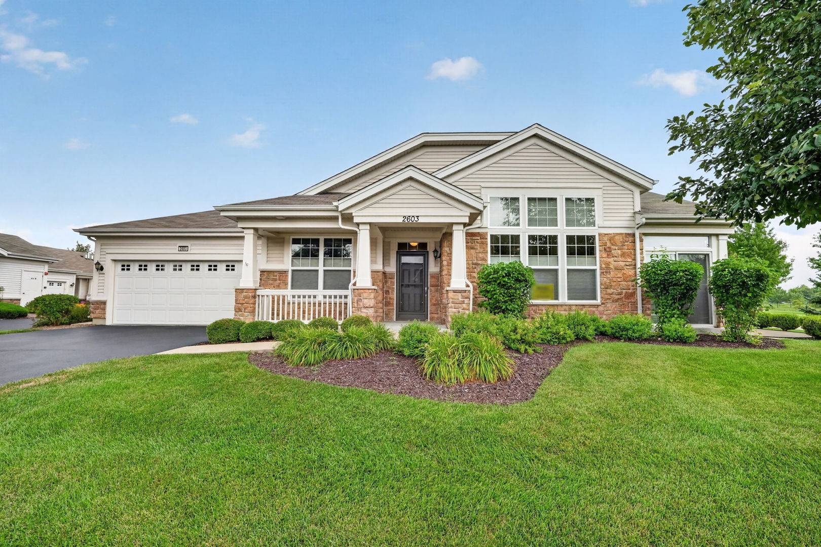 2603 Avondale CIR, Naperville, IL 60564