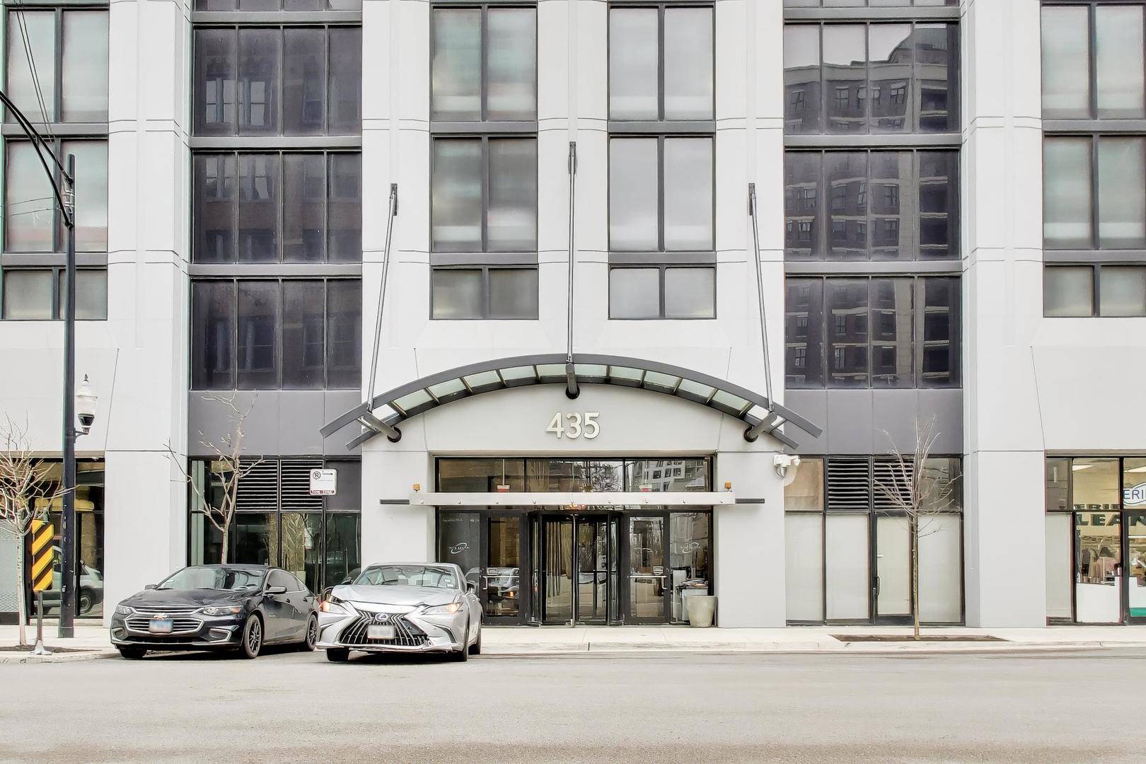 435 W ERIE ST #701, Chicago, IL 60654