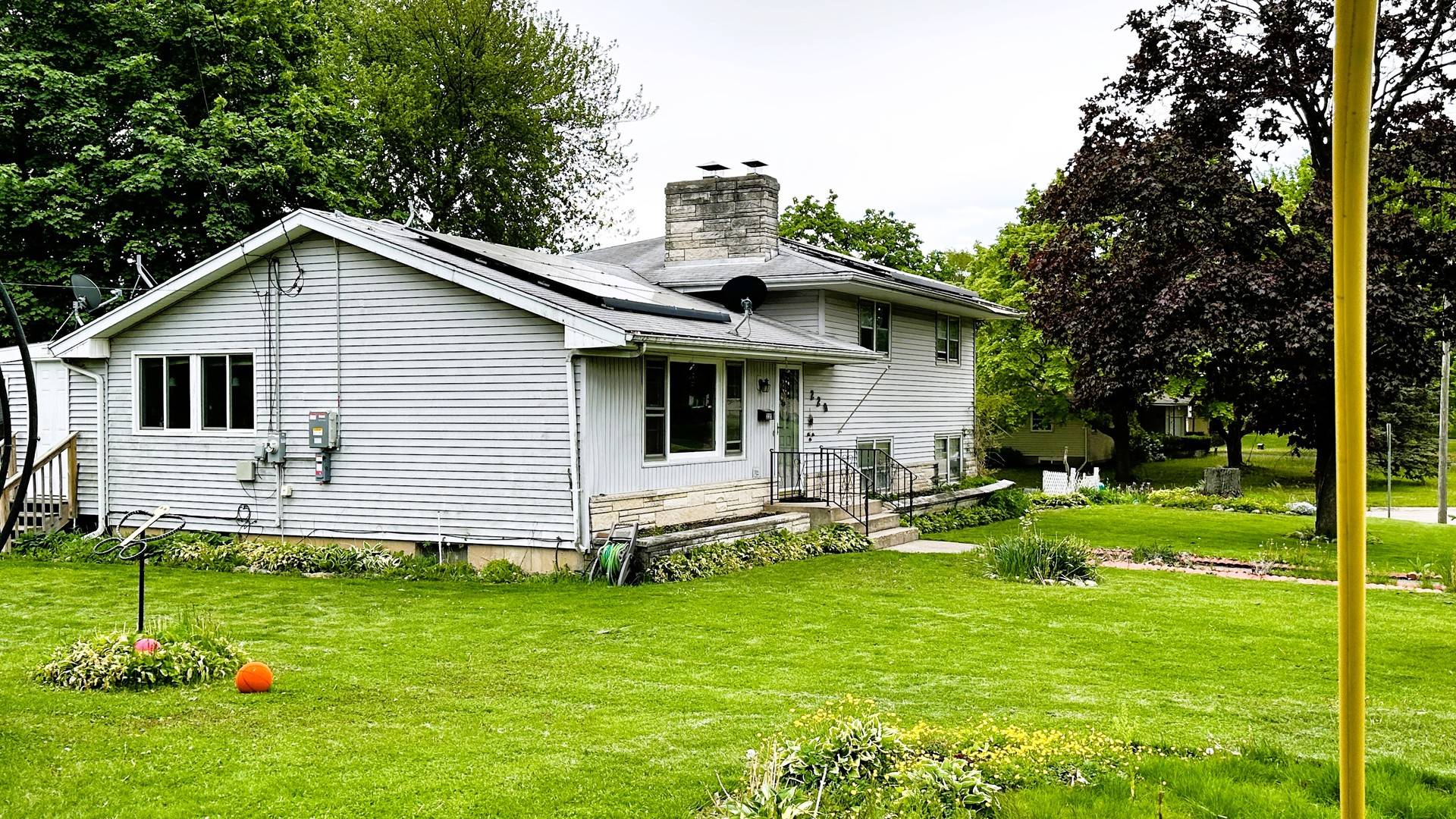 220 Beacon DR, Belvidere, IL 61008