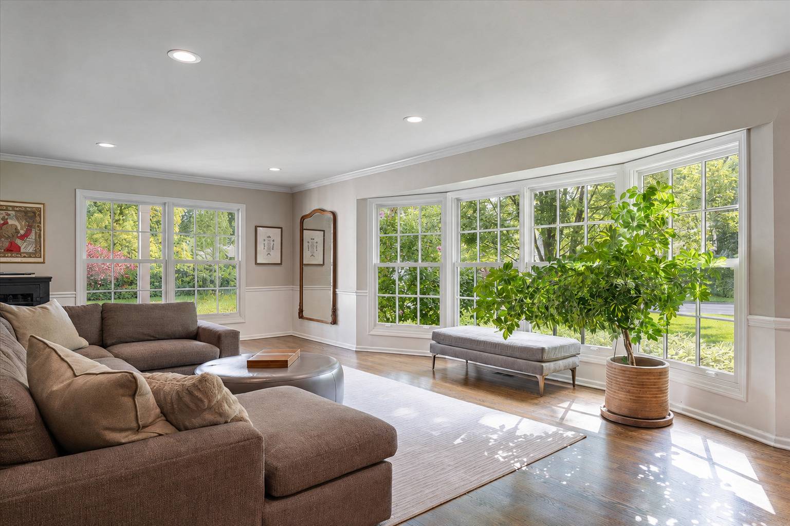 6 Deer RUN, Lincolnshire, IL 60069