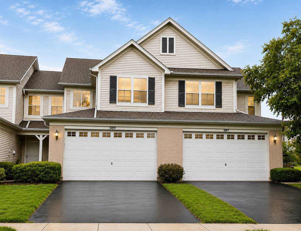 509 Silver Charm DR, Oswego, IL 60543