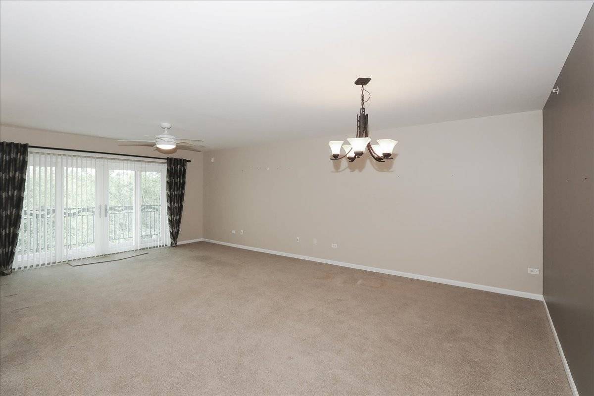 740 Creekside DR #501, Mount Prospect, IL 60056