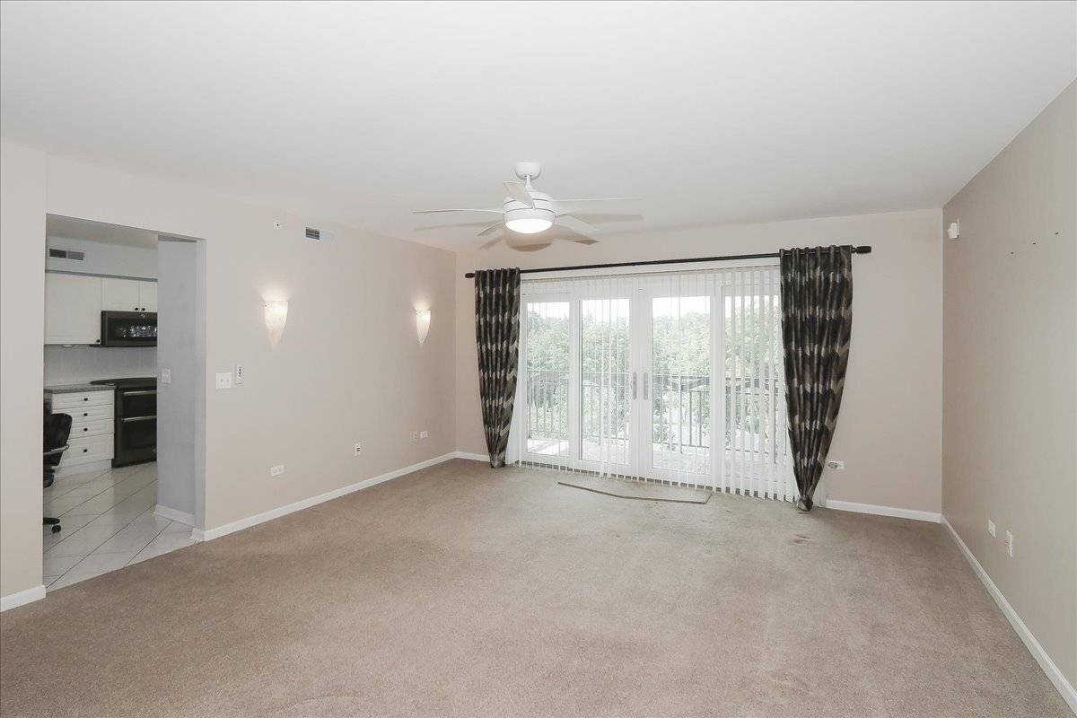 740 Creekside DR #501, Mount Prospect, IL 60056