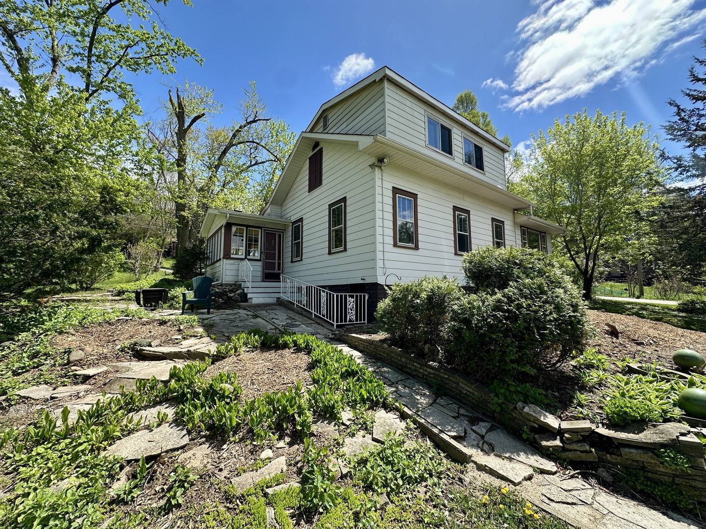 35397 N 1st AVE, Ingleside, IL 60041