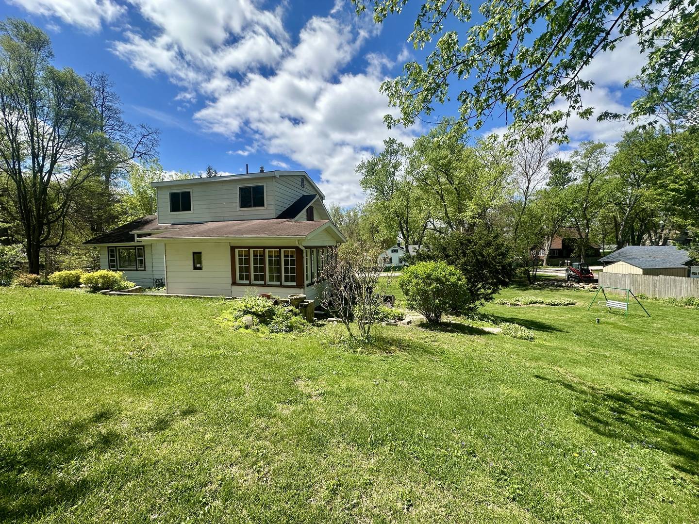 35397 N 1st AVE, Ingleside, IL 60041