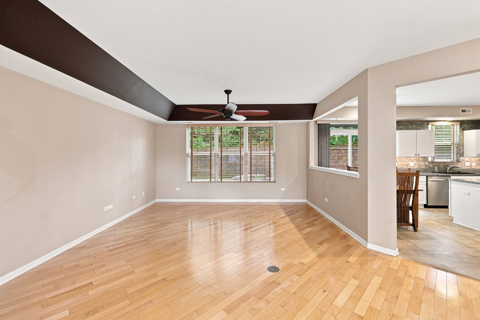 12583 Rock Island TRL, Huntley, IL 60142