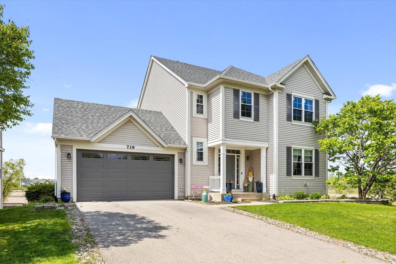 739 Bonaventure DR, Oswego, IL 60543