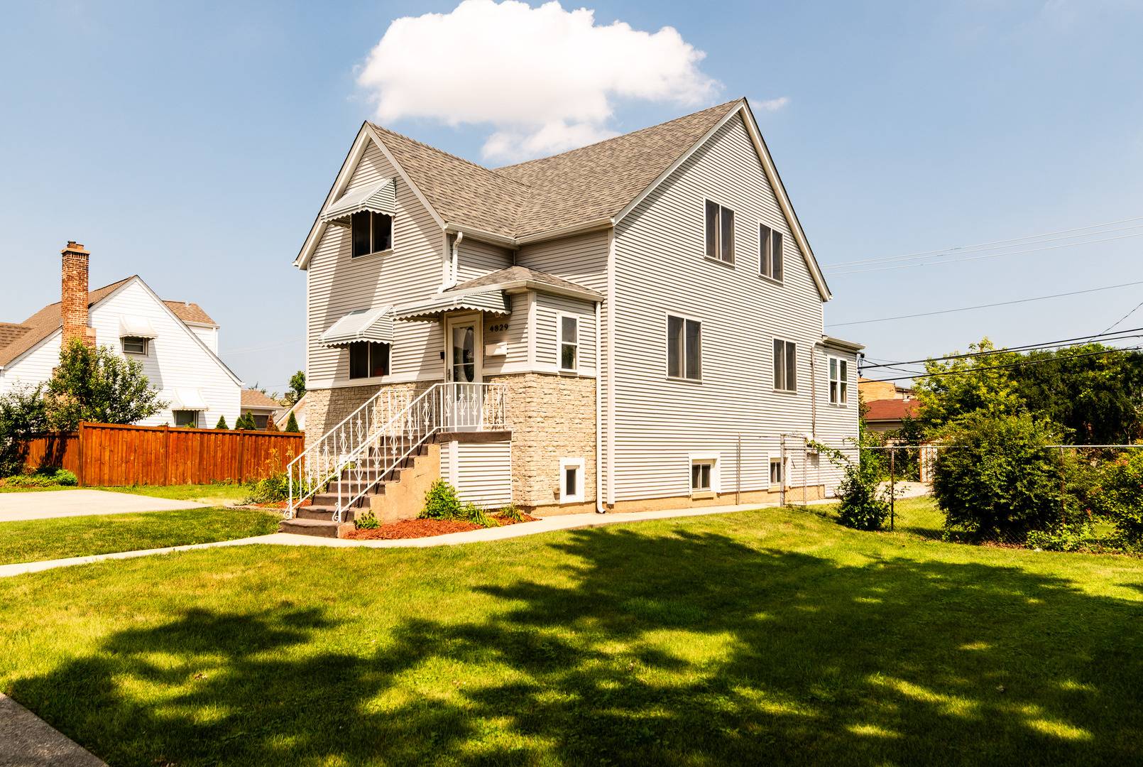 4829 Forster AVE, Schiller Park, IL 60176