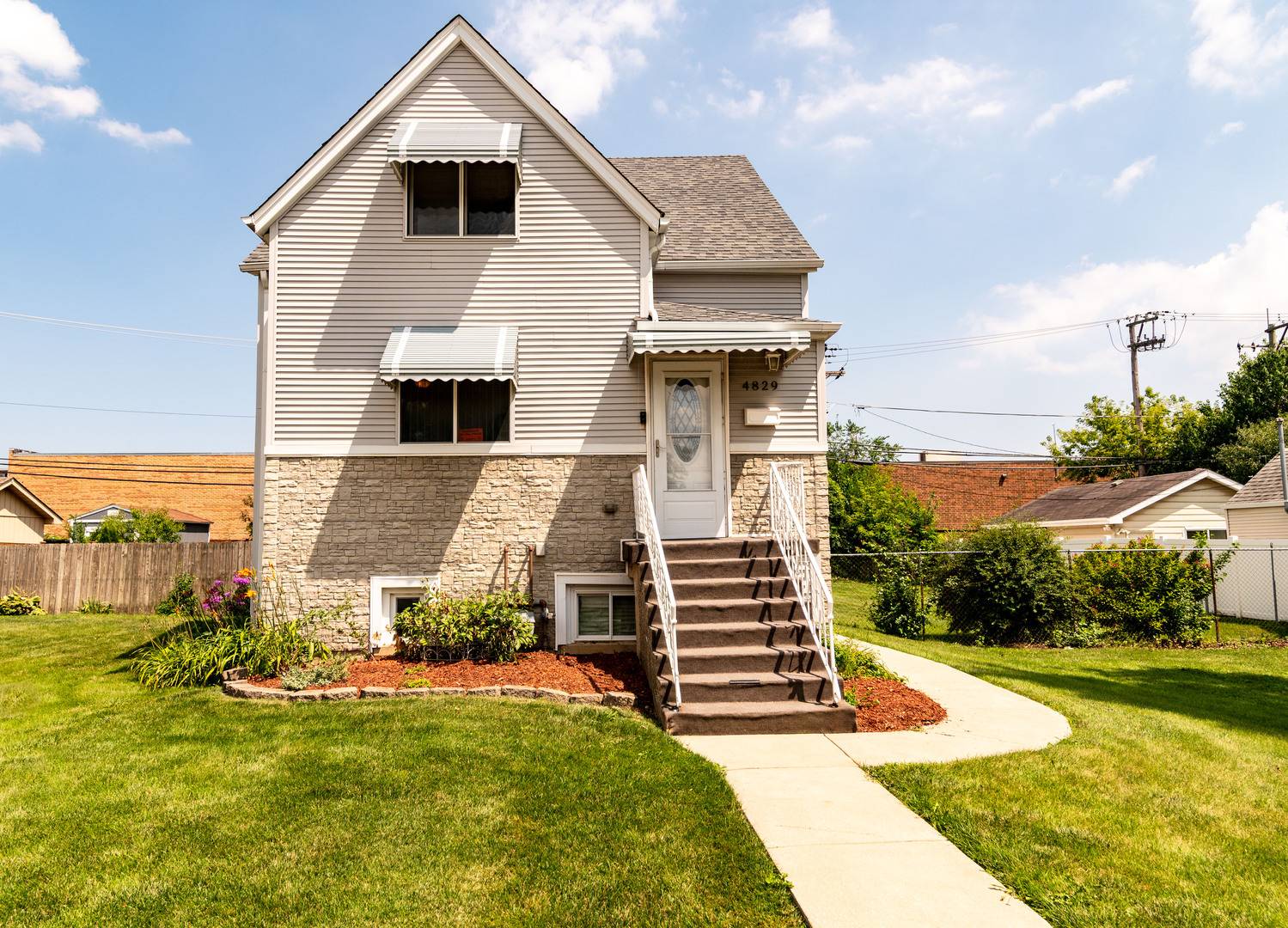 4829 Forster AVE, Schiller Park, IL 60176