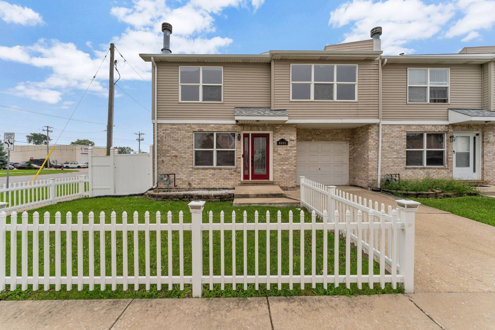 8001 Thomas ST #8001, Justice, IL 60458