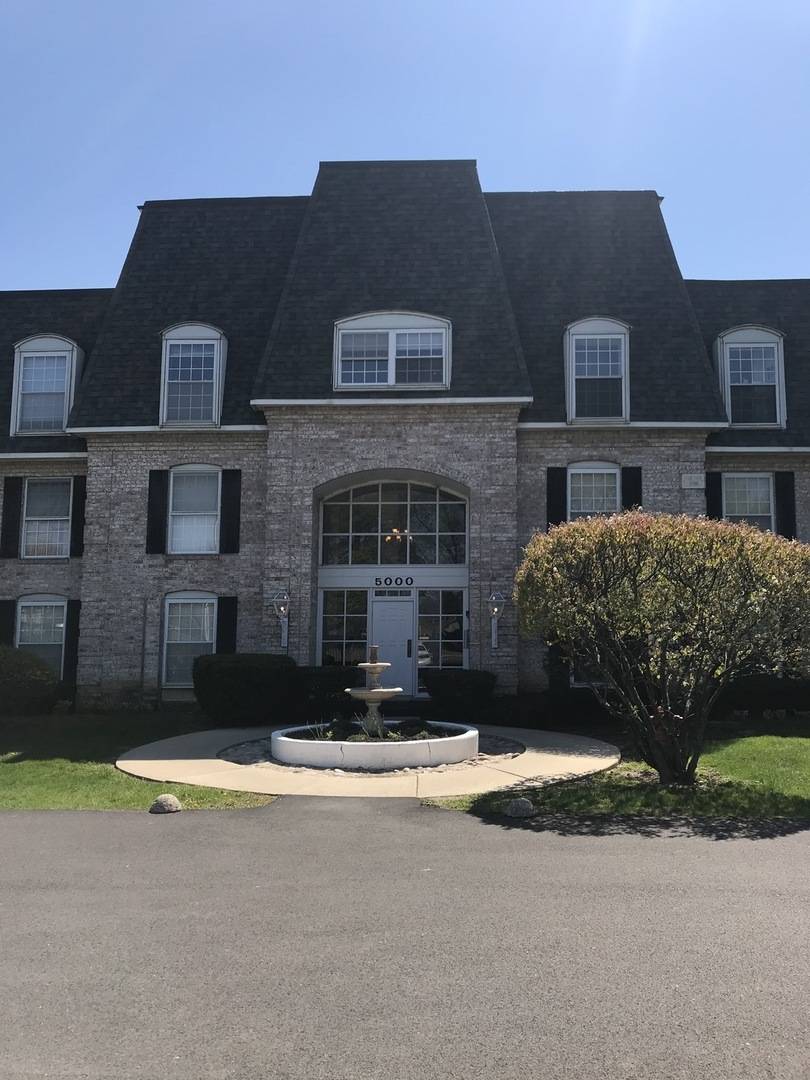 5000 Carriageway DR #303, Rolling Meadows, IL 60008