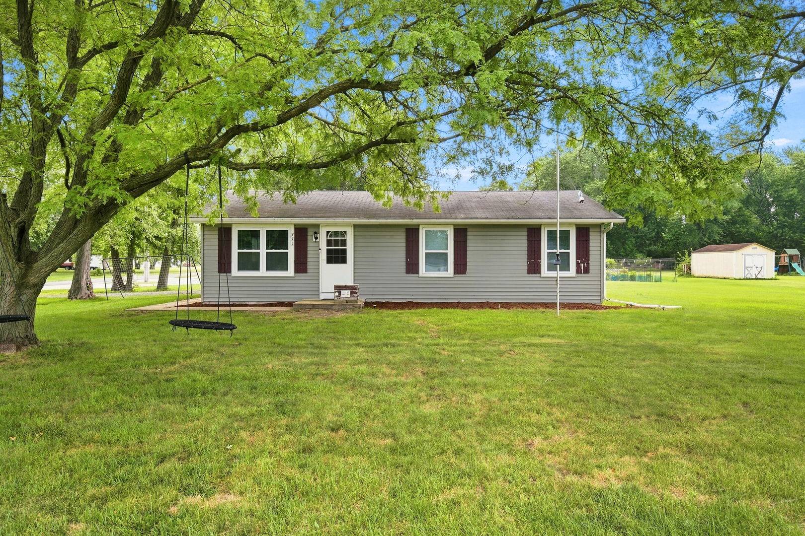 371 N Center ST, Braidwood, IL 60408