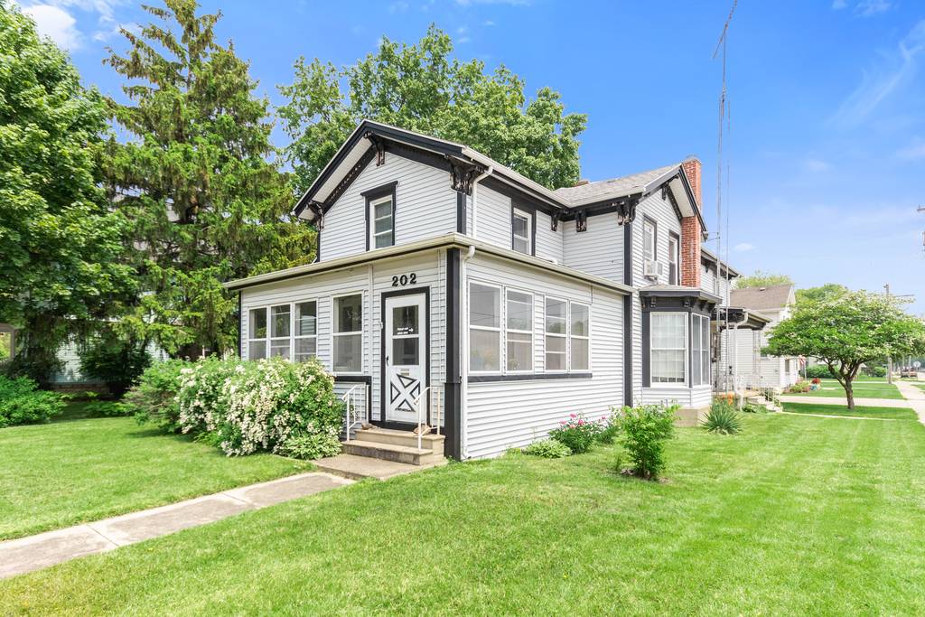202 N Main ST #1, Sandwich, IL 60548
